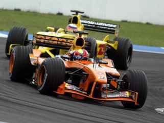 Forma 1-es autóvezetés -  -  - autó, autoprogram, Forma 1, meglepkek.hu, programajánló, 