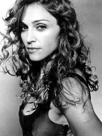 Madonna a legtöbbet játszott előadó Nagy-Britanniában -  -  - beatles, madonna, 