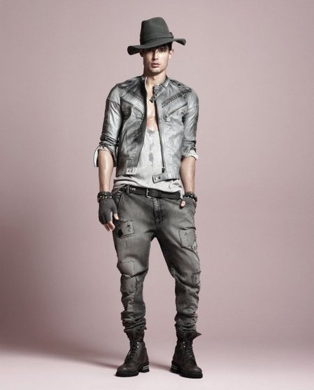 Gisele Bündchen a Colcci őszi/téli kampányában<br /> Gisele Bündchen a Colcci őszi/téli kampányában<br />