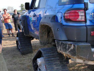 Toyota FJ Cruiser és a Mattracks - Autó & Motor -  - Mattracks, Somogybabod, terepjáró fesztivál, Toyota FJ Cruiser, 