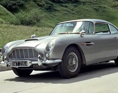 Elárverezik James Bond híres Aston Martinját -  -  - árverezés, aston martin, james bond, tűzgolyó, 