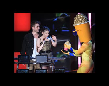 MTV Movie Awards 2010 -  -  - alkonyat, anna kednrick, beyoncé, kristen stewart, mtv award, mtv generation, robert pattinson, sandra bullock, 