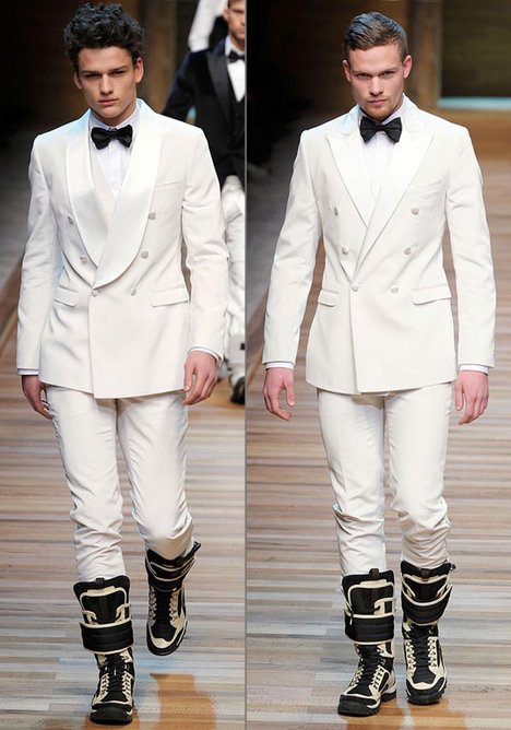 2010-es férfi öltönytrend - Divathírek -  - 2010-es férfi öltönytrend, öltöny, tom ford,