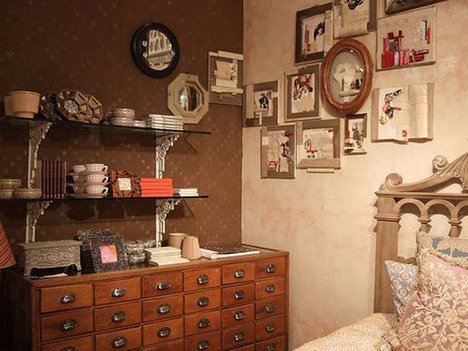 A könyvtárdesign -  -  - 2010, Ágy asztal tv, lakberendezés, 