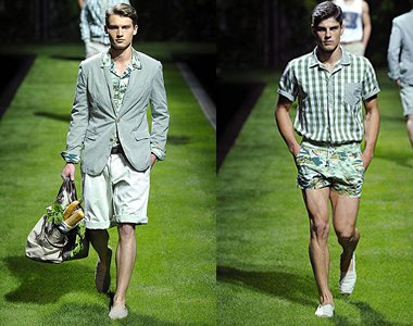 2011 tavasz: férfi divat. I. rész -  -  - Alexander McQueen, Burberry Prorsum, Calvin Klein, D&G,