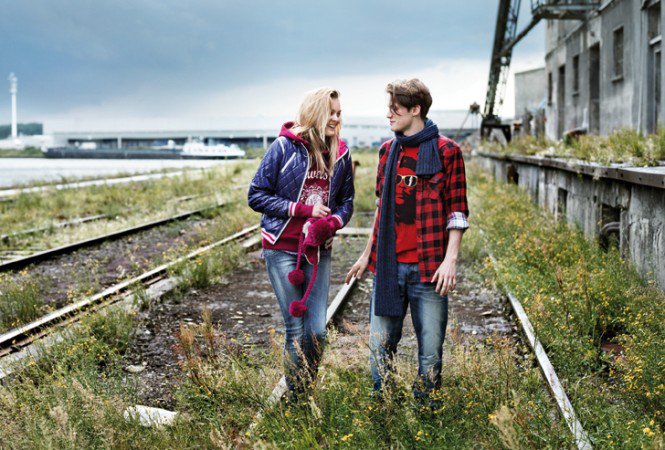 New Yorker  2011 tél - fishbone - Divathírek -  - 