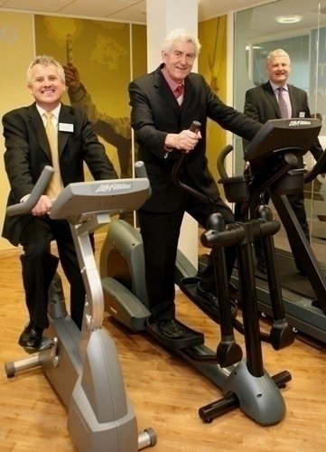 Ez nem vicc: mozogni kell munka közben -  -  - egészség, érdekesség, karrier, mozgás, sport,