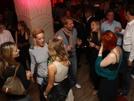 Teltházas bulival ünnepeltek a Lotus Ladies Cup 2011 versenyzői -  -  - lotus ladies cup party, party, program, style party, stylemagazin,