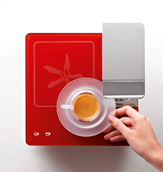 Forma gyönyörűen újragondolva: Francis Francis Y1 –  illy IperEspresso kapszulás kávégép -  -  - Francis Francis Y1, illy, kávé, kávégép, reddot design 2011, styletech, 