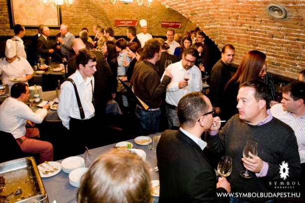 Bor- és Ínyenckrém kóstoló fesztivál -  -  - bor, Bor-és Ínyenckrém, Demeter Csaba, Gere Attila, Irsai Olivér, Symbol, 