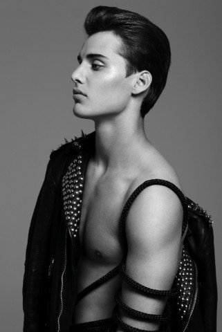 Újabb magyar férfi modell a nemzetközi modellek sorában - Divathírek -  - Barta Roberto, divat, modell,