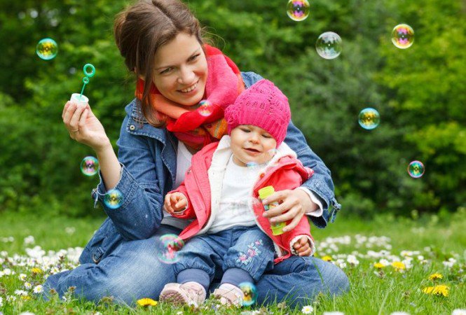 Tavaszi séták a babával - Apa mappa -  - baba, tavaszi séta, 