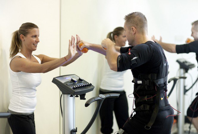 FAST - FUN - FIT : My-Fit Speed Fitness - Ápolt vagyok -  - 20 perc, cellulit, edzés, mozgás, Power Plate, Speed Fitness, testsúlycsökkenés, 