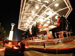 Egyél-igyál csak ne ugrálj! -  -  - Dinner in the Sky, Dreher, 