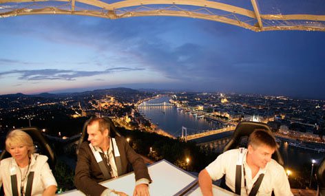 Egyél-igyál csak ne ugrálj! -  -  - Dinner in the Sky, Dreher, 