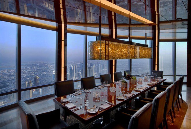 Luxusétterem a világ tetején - Otthon & Design -  - Adam Tihany, Dubaj, 