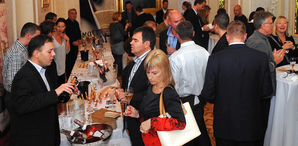 Rózsaszín pillanatok - Lezajlott az első tematikus Pezsgő Világ Est, ezúttal a roséké volt a főszerep -  -  - gasztronómia, pezsgő, Pezsgő Világ Est, rosé, 