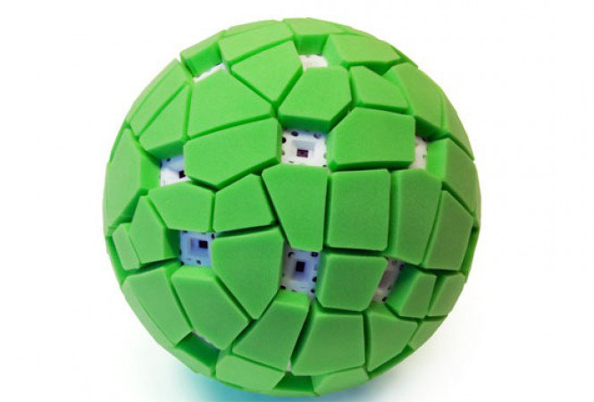 Dobálható panorámakamerás labda Jonas Pfeiltől -  -  - labda, panorámakamera, 