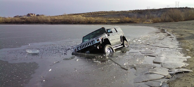 Újabb Hummer alatt szakadt be a jég - Autó & Motor -  - Hummer, jég,