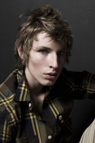 Új magyar modell sikerek - Divathírek -  - Calvin Klein, Dörfler Márton, Kate Kondas, Kondás Kata, modell, Thiery Mugler,