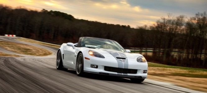 Elfújja az összes gyertyát a 60 éves Chevy Corvette - Autó & Motor -  - 60 éves Chevy Corvette,