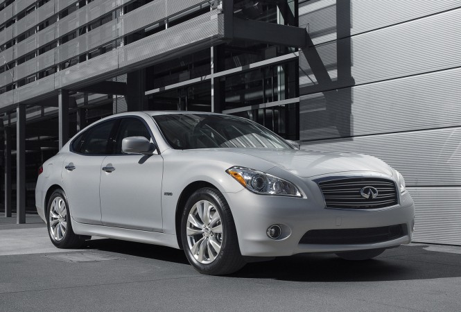 Még takarékosabb lett a hibridek királya - Autó & Motor -  - hibrid, hybrid, Infiniti, M35h, 