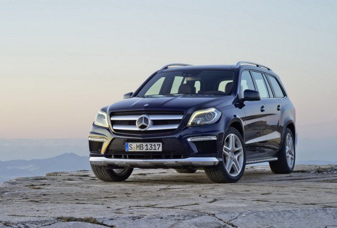 Hivatalos fotókon az új Mercedes-Benz GL - Autó & Motor -  - Hivatalos fotókon, új Mercedes-Benz GL, 