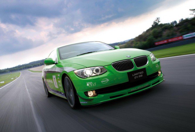 Így veret a BMW Alpina B3 GT3 - Videó - Autó & Motor -  - Így veret a BMW Alpina B3 GT3 - Videó, 