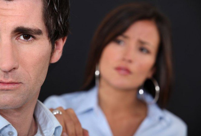 Merj belevágni! -  -  - Agatha Seymour, tekintélyt a férfiaknak,