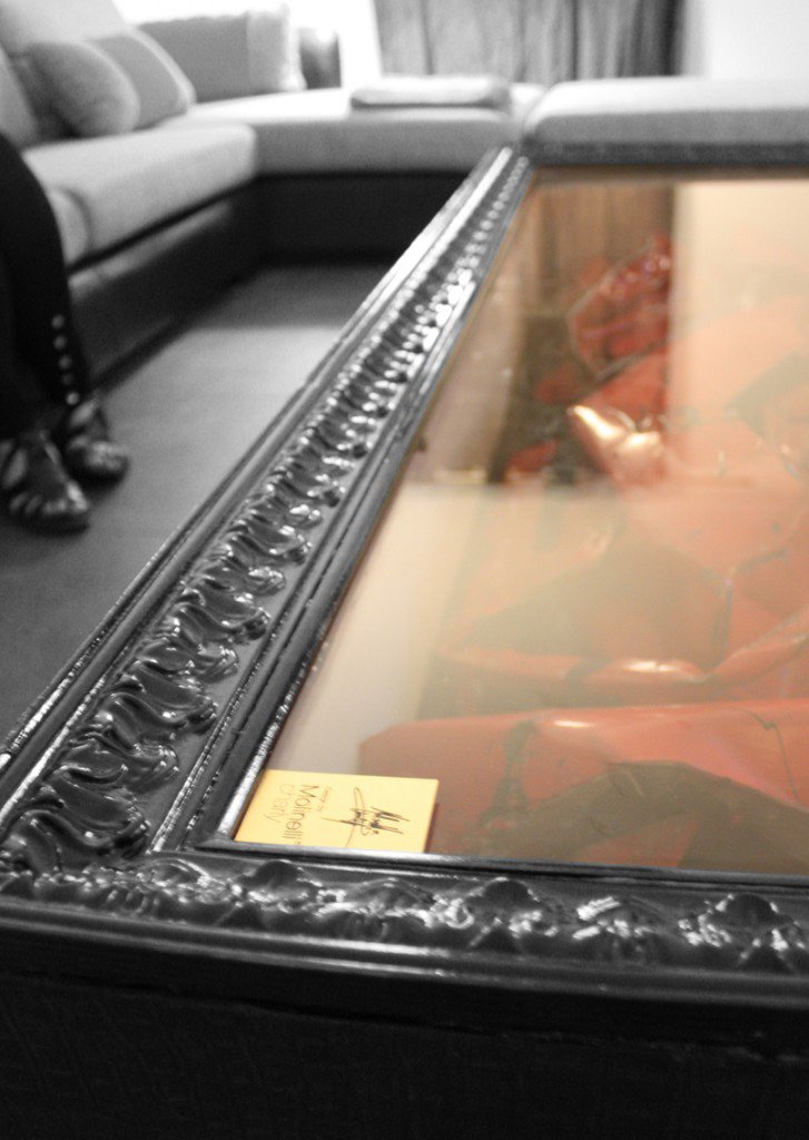 Dohányzóasztal egy totálkáros Ferrariból -  -  - Dohányzóasztal, Ferrari, 