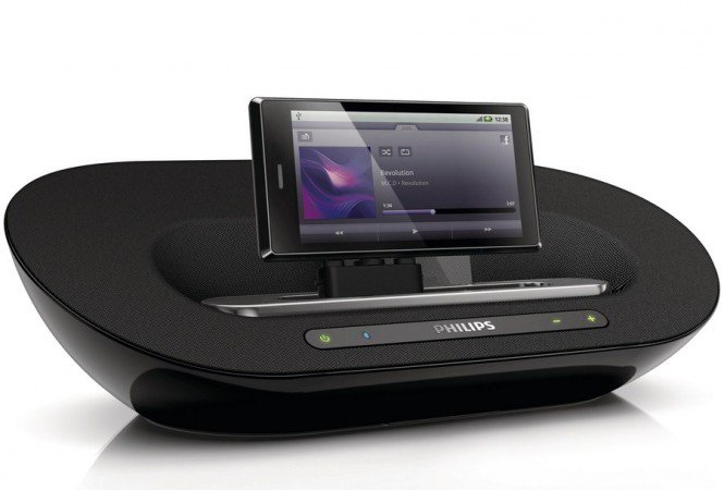 A hangzás bűvöletében -  -  - +++mobiltelefon, ++sz%C3%B3rakoz%C3%A1s, +technika, zenehallgat%C3%A1s, 