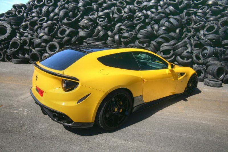 Ferrari FF a Novitec Rossotól - Autó & Motor -  - eljes%C3%ADtm%C3%A9ny++l%C3%B3er%C5%91++aut%C3%B3tuning++Ferrari++sportaut%C3%B3++optika++Novitec+Rosso,