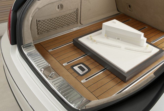 Megérkezett a Mercedes-Benz CLS kombi - Videó - Autó & Motor -  - luxusaut%C3%B3++teljes%C3%ADtm%C3%A9ny++l%C3%B3er%C5%91++csal%C3%A1di+aut%C3%B3++kombi++Mercedes-Benz++motorpaletta, 