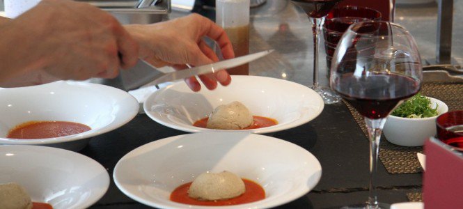 A szakács, a jóasszony körte, a csukagombóc, és a szeretője -  -  - +%C3%A9tterem+kritika, +++++gasztrn%C3%B3mia, ++++Lyon, +++Michelin+csillag, ++Sofitel, +Air+France, beaujolaise, Franciaorsz%C3%A1g, 