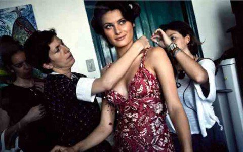 Pirelli 2013: nincs meztelenkedés! -  -  - ++++Pirelli+napt%C3%A1r+2013, +++Adriana+Lima, ++fot%C3%B3k, +meztelen, National+Geographic, 