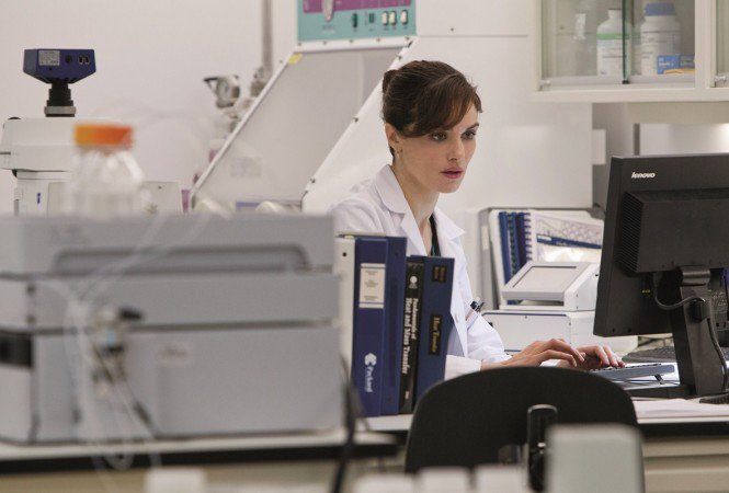 Mennyire magyar Rachel Weisz? -  -  - +++mozi, ++Rachel+Weisz, +Bourne+hagyat%C3%A9k, Hollywood,