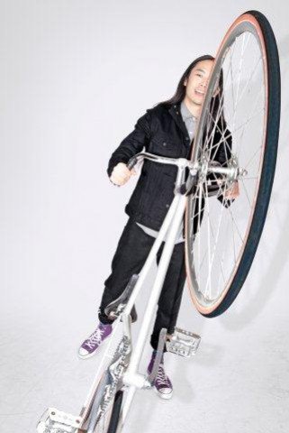 A városi bringás kötelező felszerelései - Divathírek -  - ++Levi%5C%27s, +Commuter, bicikliz%C3%A9s, 