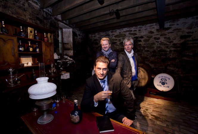 Árpa Attila Skóciában forgatta krimijét -  -  - %C3%81rpa+Attila, +++++++++Bochkor+G%C3%A1bor, +++++++++Schiffer+Mikl%C3%B3s, ++++++++Chivas, 