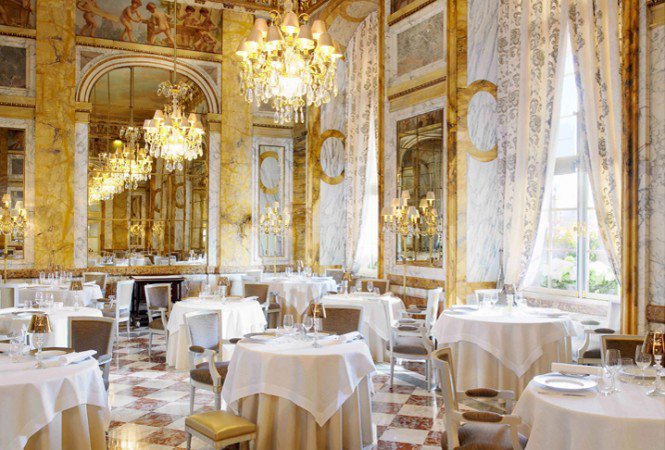 Hotel de Crillon: ahol XIV. Lajos fényűzését élvezhetjük - Utazás -  - Hotel de Crillon, luxushotel, Párizs, XIV: Lajos, 