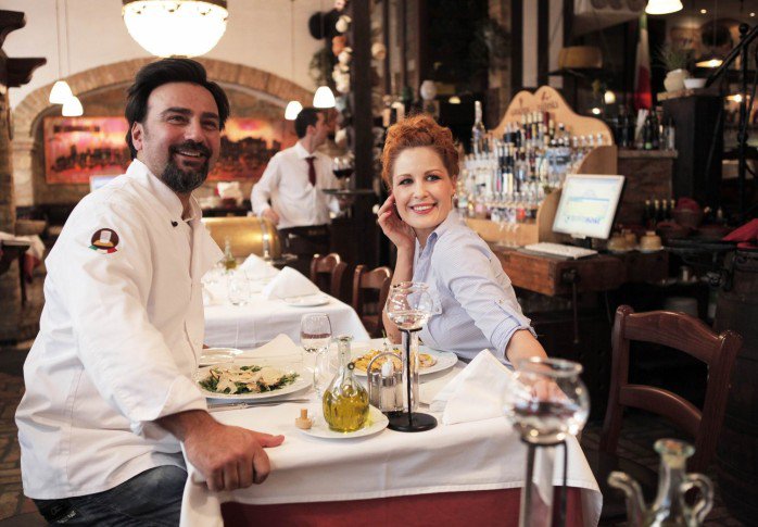 Orosz Barbara a konyhai párterápiára esküszik - Mindent egymásért -  - +++telev%C3%ADzi%C3%B3+m%C5%B1sor, ++Gianni, +T%C5%B1sarok, Orosz+Barbara,