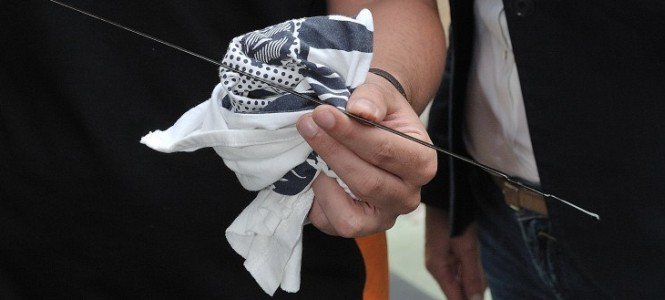 A szakszerű olajszint-ellenőrzés lépései - Autó & Motor -  - motorolaj-szint, nívópálca, szakszerű olajszint-ellenőrzés,