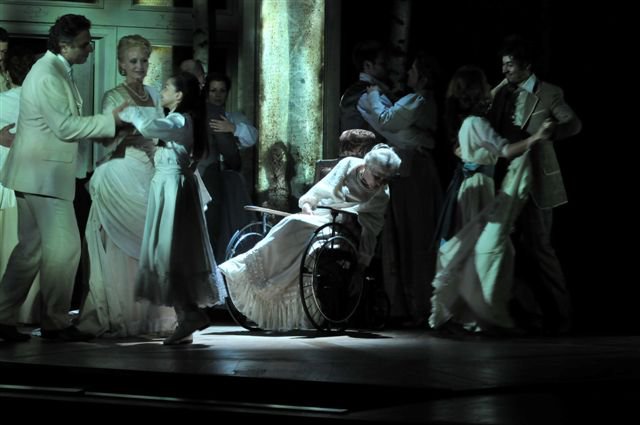 Egy nyári éj mosolya -  -  - Egy nyári éj mosolya, Hugh Wheeler, Stephen Sondheim, színház, 