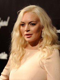 Adósság visszafizetése szexmunkából - Mindent a testnek -  - anorexia, drog botrány, lindsay lohan, lindsay lohan 2012, lindsay lohan botrány, Playboy, szexmunka, 