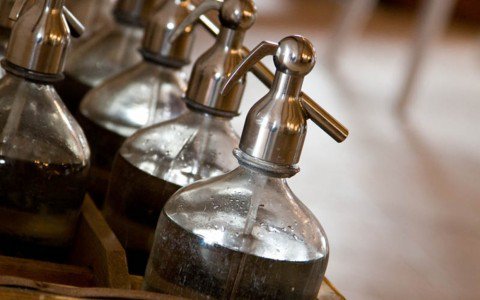 Szódavíz a kezdetektől napjainkig -  -  - ásványvíz, jedlik ányos, ronaqua, szénsav, szóda, víz, 