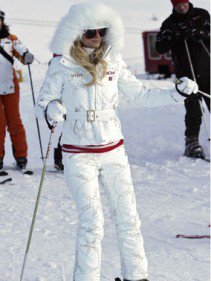 Louis Vuitton bolt a sípályán - Utazás -  - 