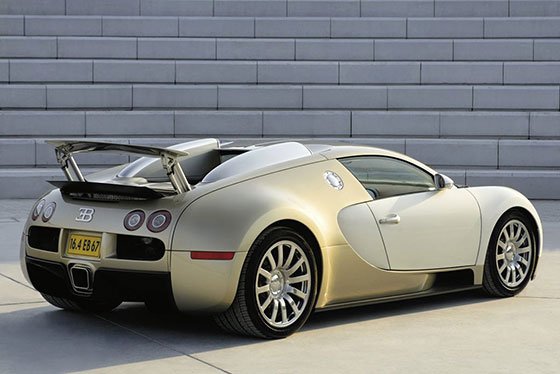 Aranyos Bugatti - Autó & Motor -  - arany, bugatti veyron,