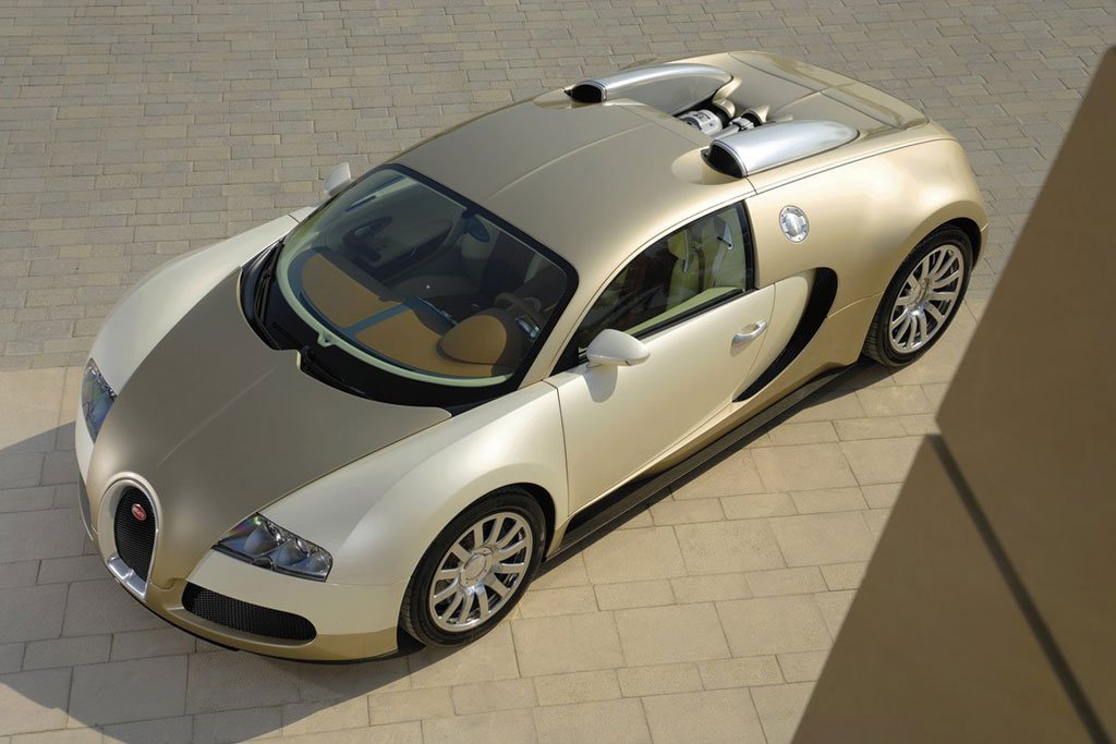 Aranyos Bugatti - Autó & Motor -  - arany, bugatti veyron,