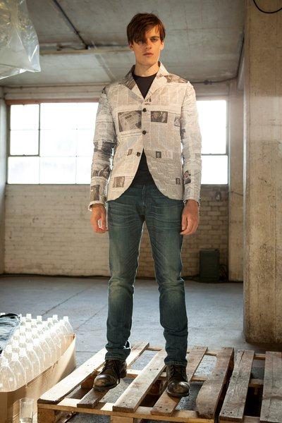 Tisztelgés a múltnak, miközben a jövőbe tekintünk - Divathírek -  - levis farmer, 