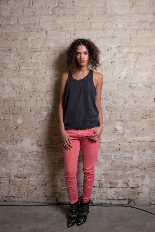 Tisztelgés a múltnak, miközben a jövőbe tekintünk - Divathírek -  - levis farmer, 