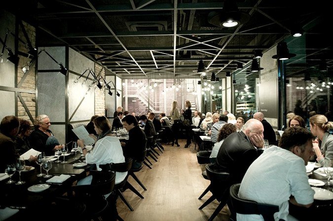 A kód neve: KNRDY -  -  - étterem budapest, konrady restaurant, luxushentes, 